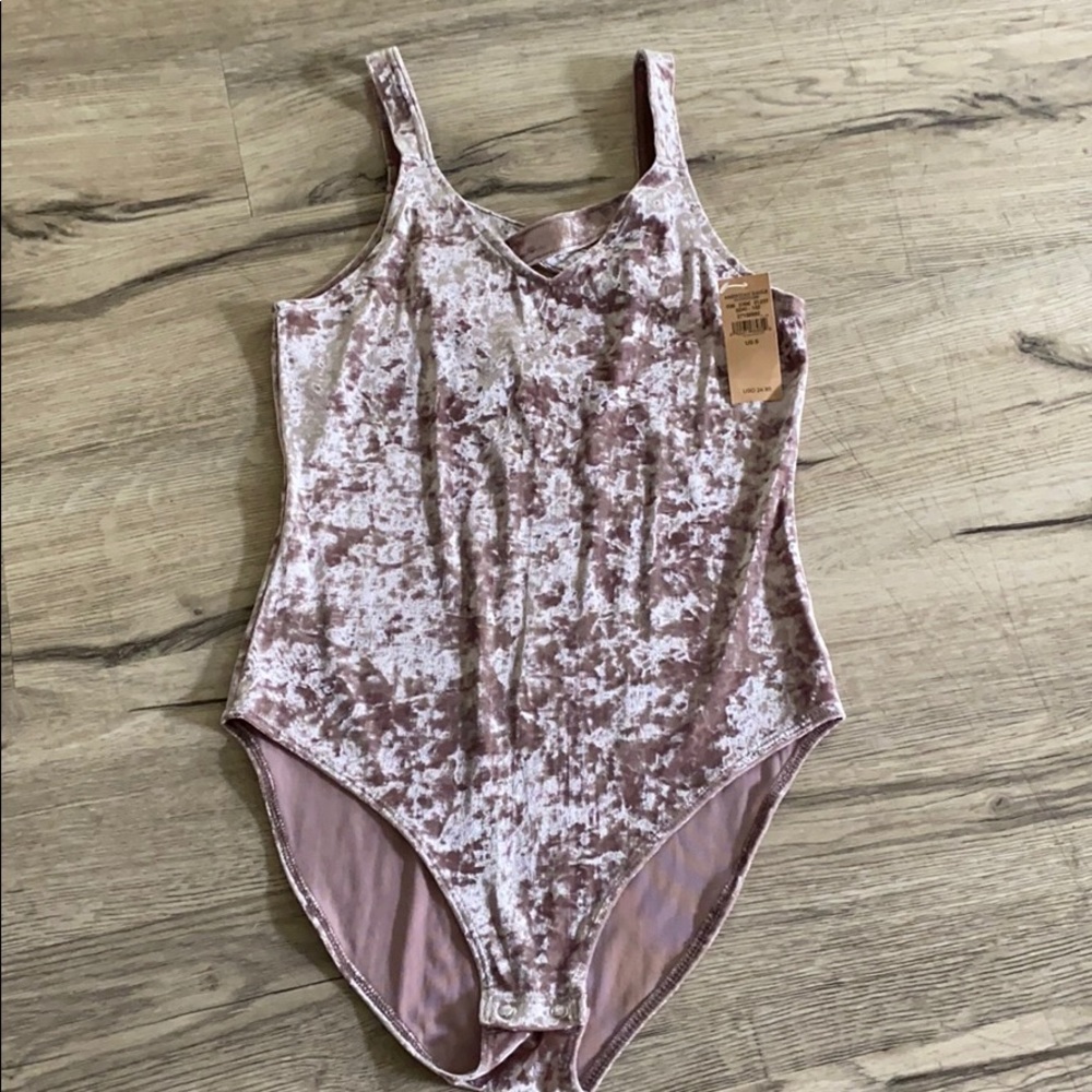 American Eagle light purple velvet bodysuit